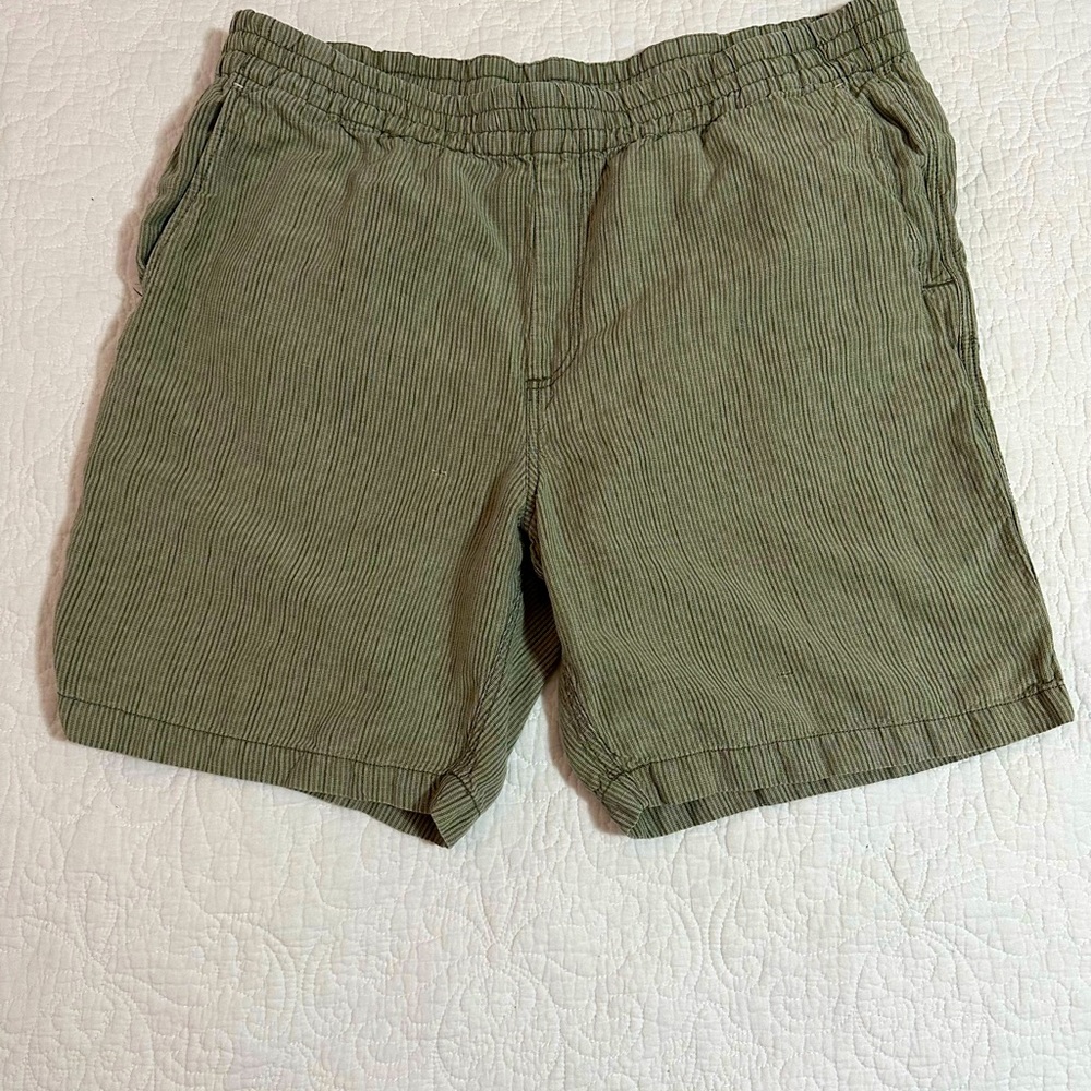 Men’s Tommy Bahama comfort linen shorts. 2 pair XL. Sage & Light Slate Blue.